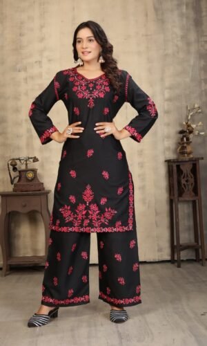 Chikankari kurti With Pant