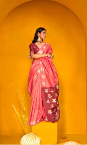 Krystal Lous Handloom Weaving